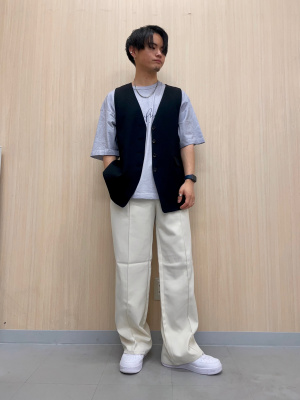 GU公式 | ウォッシュドビッグT(5分袖)(ロゴ)