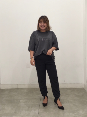 GU公式 | ウォッシュドビッグT(5分袖)(ロゴ)