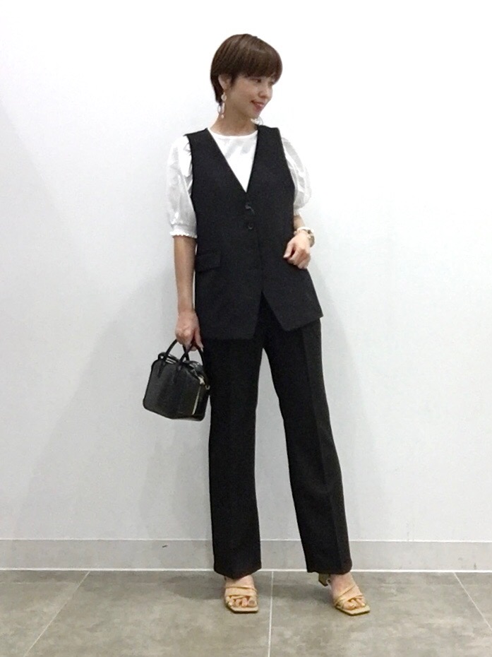ラッフルVネックブラウス(5分袖)Q、ドットプリントイージー ラッフルVネックブラウス(5分袖)Q、ドットプリントイージー