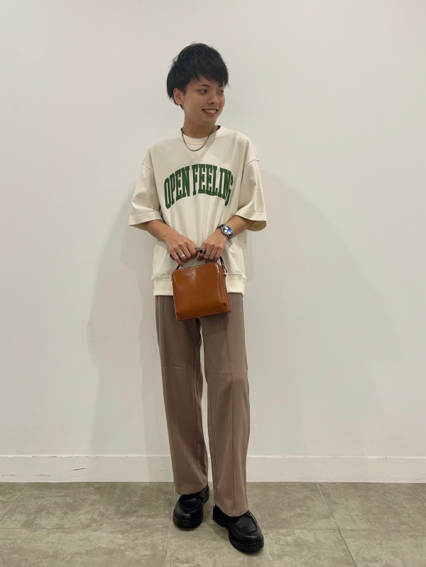 プルオンパンツ(ストライプ)(セットアップ可能)（レディース）の着用