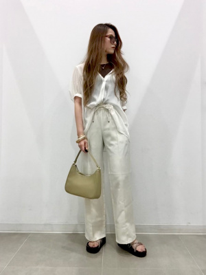 GU公式 | シアーボリュームスリーブブラウス(5分袖)Q