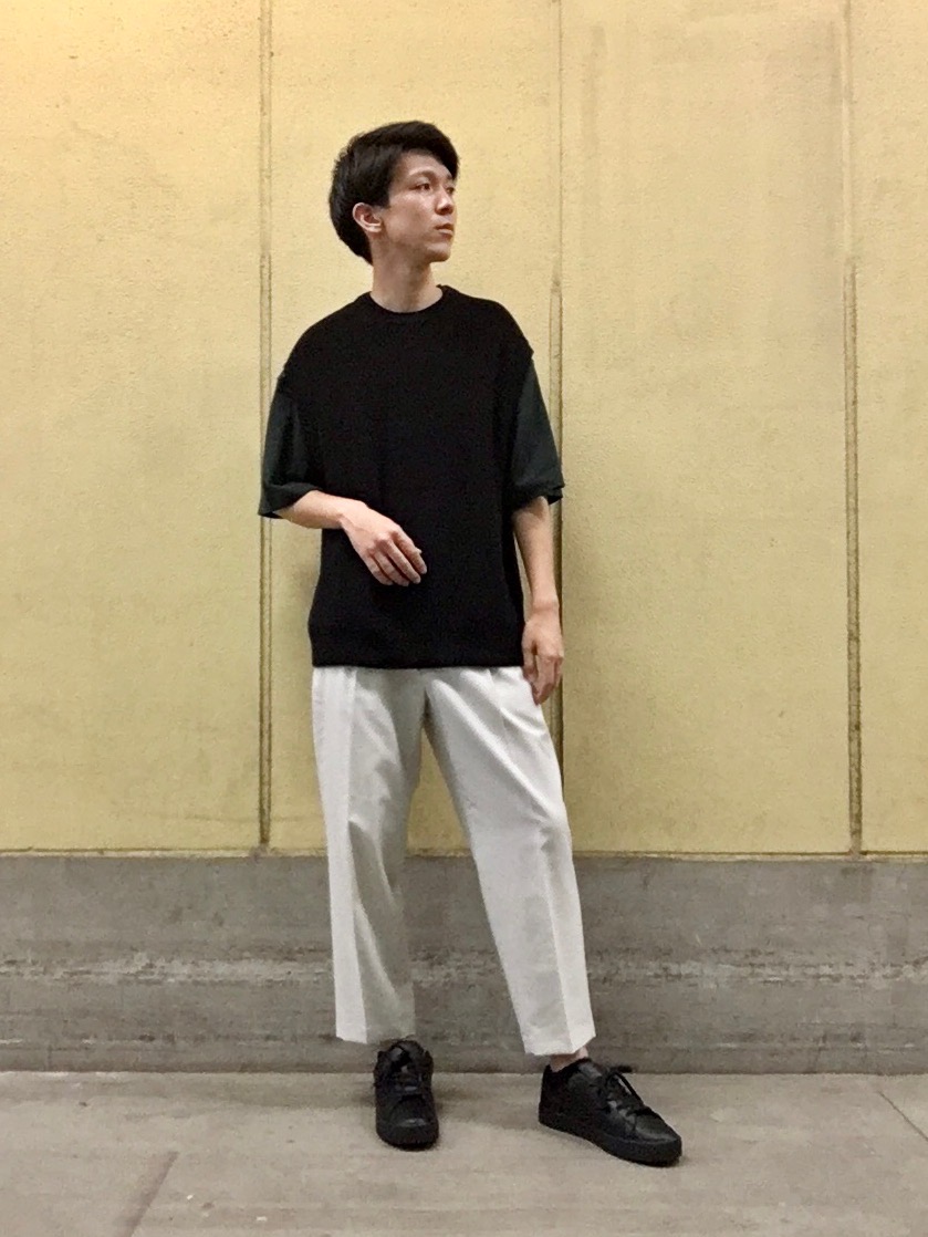 スウェT(5分袖)とセンタープレスストレートパンツNT+Eのコーデ | GU公式 STYLING BOOK