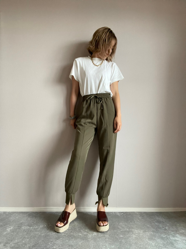 センターシームジョガーパンツQ（レディース）の着用コーディネート