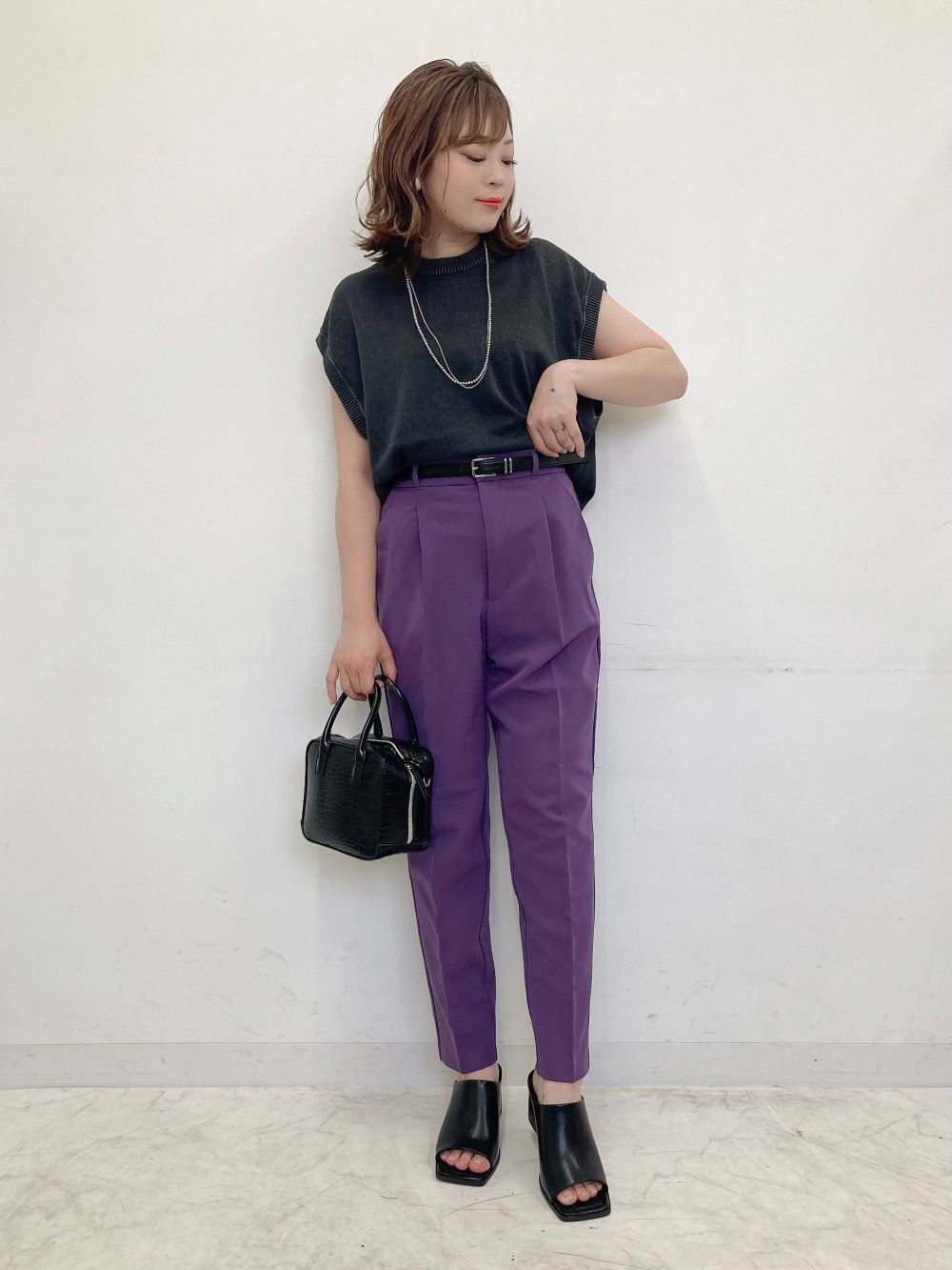 2WAYネックブラウス(長袖)Z、テーパードアンクルパンツZ(セットアップ