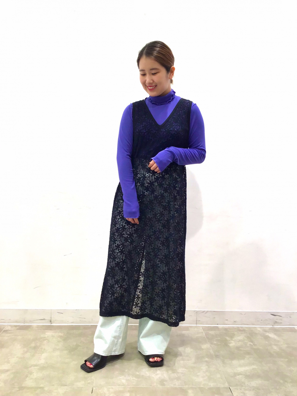 新品⭐︎ プリーツカフス長袖タートルリブニット GU（ジーユー）の「（GU）リブタートルセーター（長袖）（WOMEN
