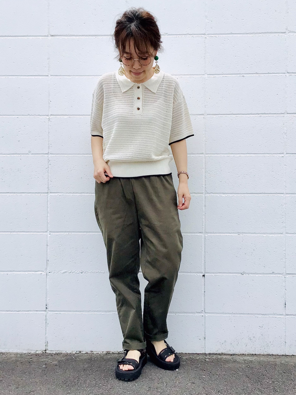 グラフィッククロップドスウェットプルオーバー(長袖)(ロゴ)、シェフ