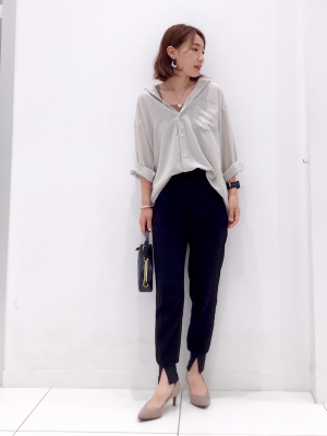 ☆様 GU公式 | ブラフィールスクエアタンクトップ