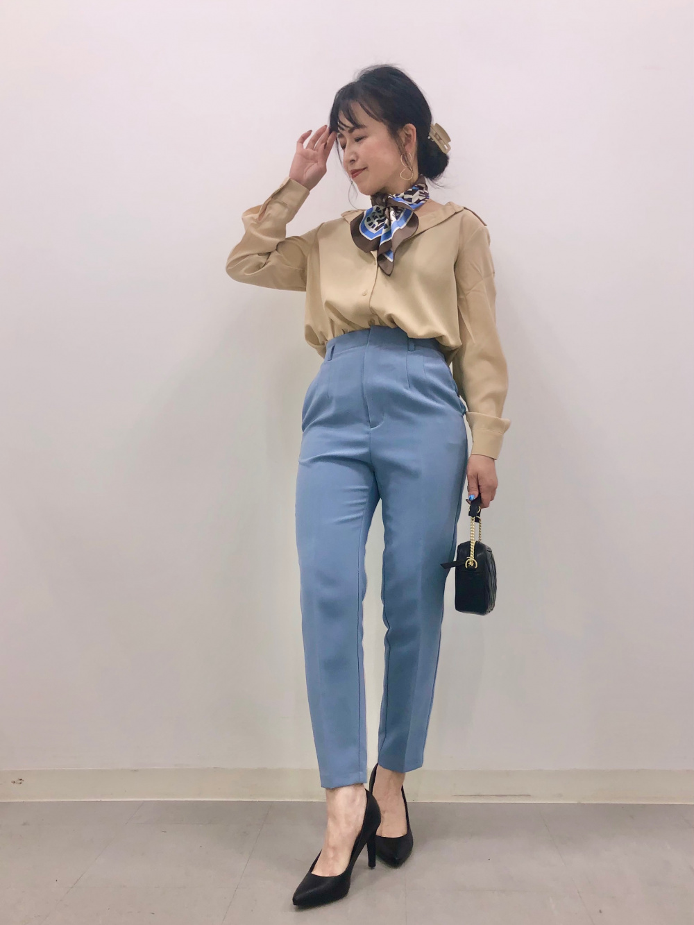 パールボタン2WAYカーディガン◆ JOURNAL STANDARD ネイビー シアー2WAY クルーネックカーディガン | ジャーナルスタンダード