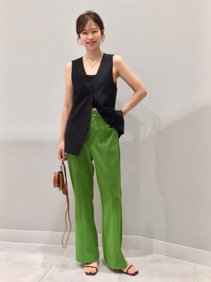 ダー子 GU公式 | ノーカラーベストRS+E(セットアップ可能)