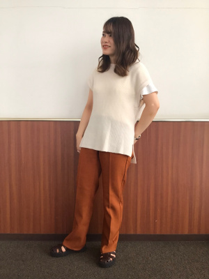 GU公式 | サイドスリットフレンチスリーブセーター