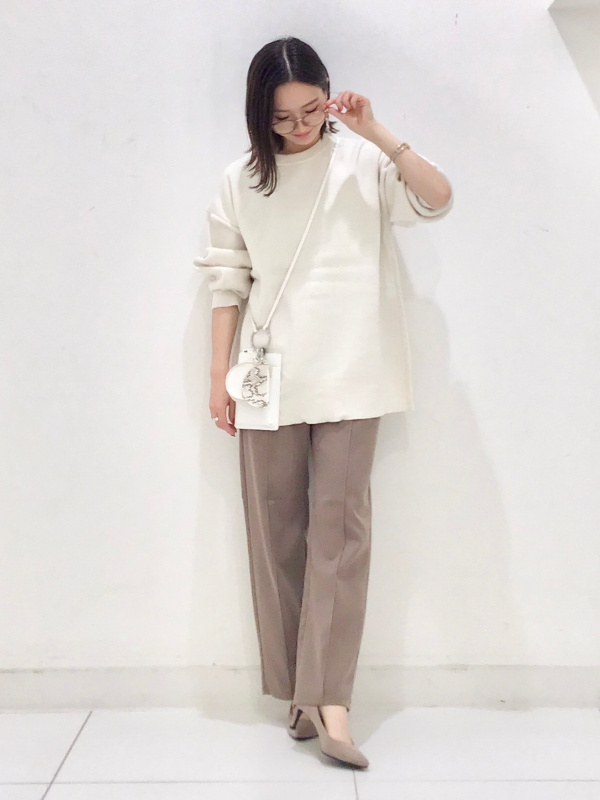 プルオンパンツ(ストライプ)(セットアップ可能)（レディース）の着用