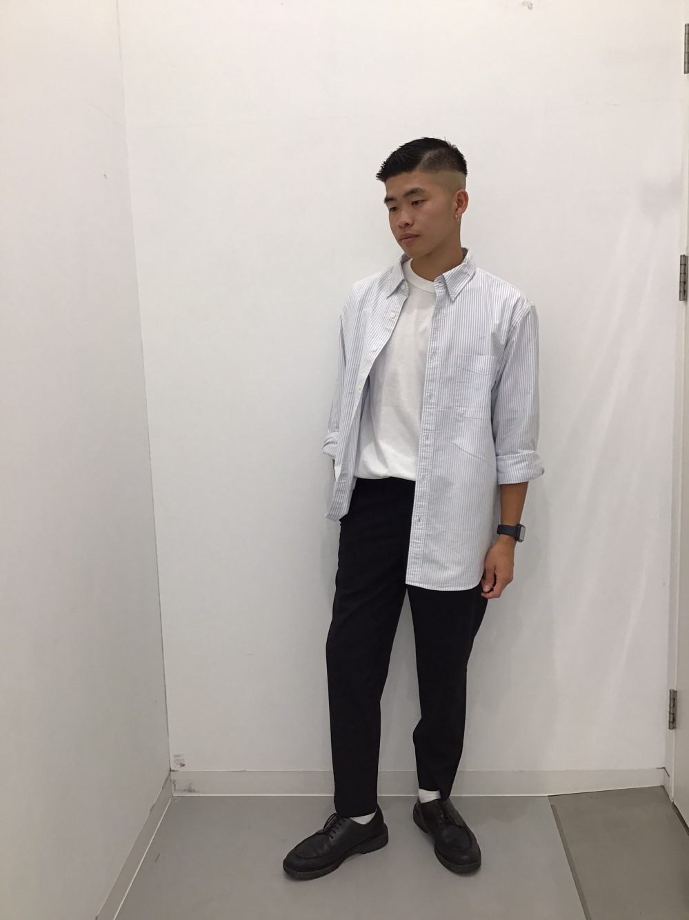 イージーアンクルパンツ(セットアップ可能)」の着用コーディネート