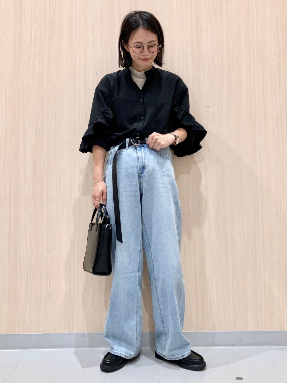 シアーハイネックT(長袖)Q、ラッフルスリーブブラウス(長袖)Q