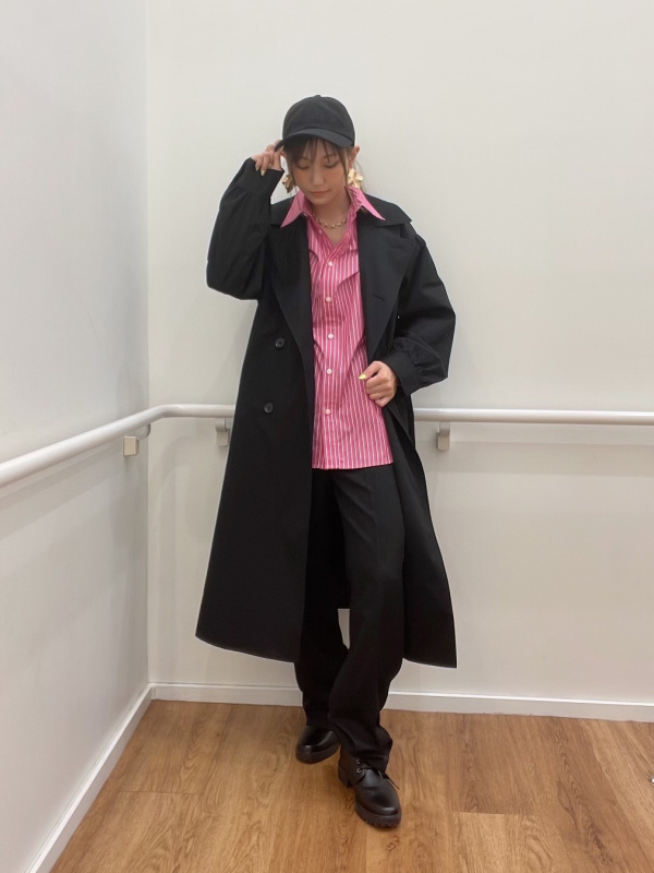 ボリュームスリーブトレンチコートZ+E（レディース）の着用