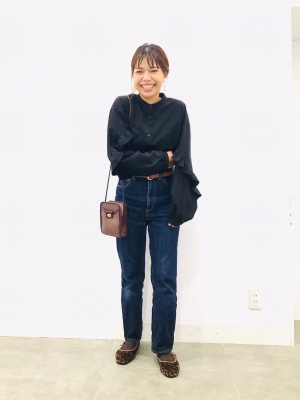 GU公式 | ラッフルスリーブブラウス(長袖)Q