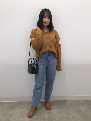 GU公式 | カットアウトセーター(長袖)Q+E