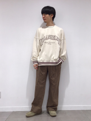 GU公式 | オーバーサイズグラフィックスウェットプルオーバー長袖YT+E