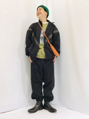 GU公式 | オーバーサイズナイロントラックジャケットNT+E