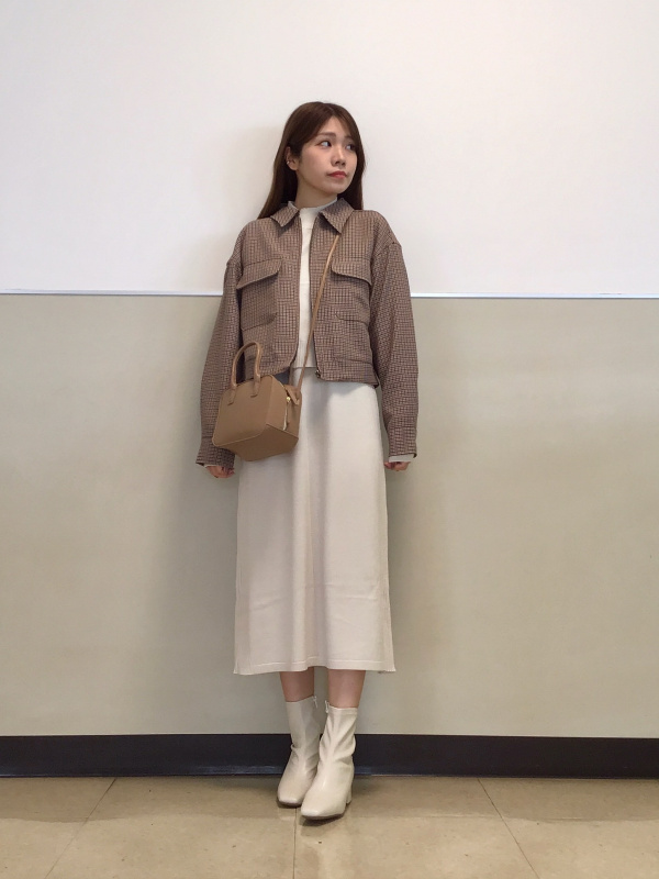 パフィータッチクロップドタートルネックセーター(長袖