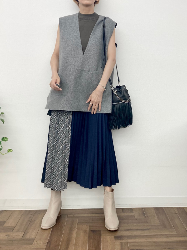 るるこページ ミニハイネックセーター(ノースリーブ)Z(アンサンブル可能