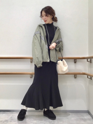 GU公式 | オーバーサイズナイロントラックジャケットNT+E(セットアップ