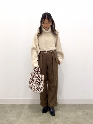 GU公式 | クロップドタートルネックセーター(長袖)YT+E