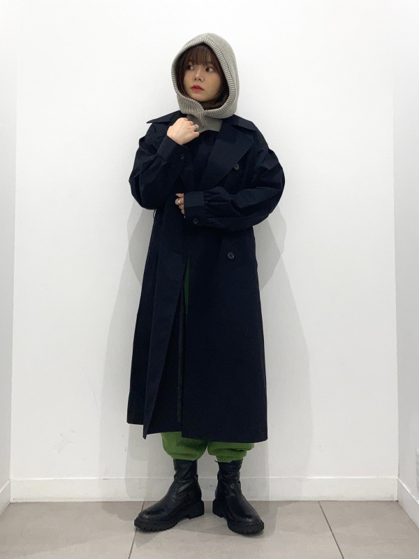 ボリュームスリーブトレンチコートZ+E（レディース）の着用