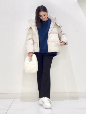 GU公式 | カットソーカラーフレアスラックス(丈標準67.0～71.0cm)