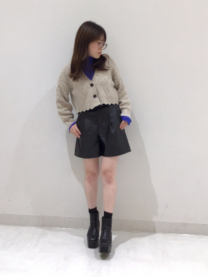 Gu公式 フェイクレザーショートパンツyt X ファッション通販サイト