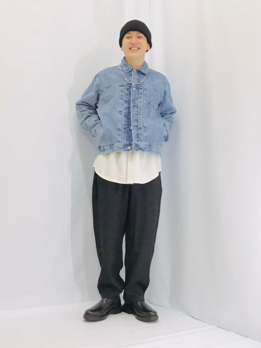 デニムジャケット(セットアップ可能)、ソフトコットンクルーネックT