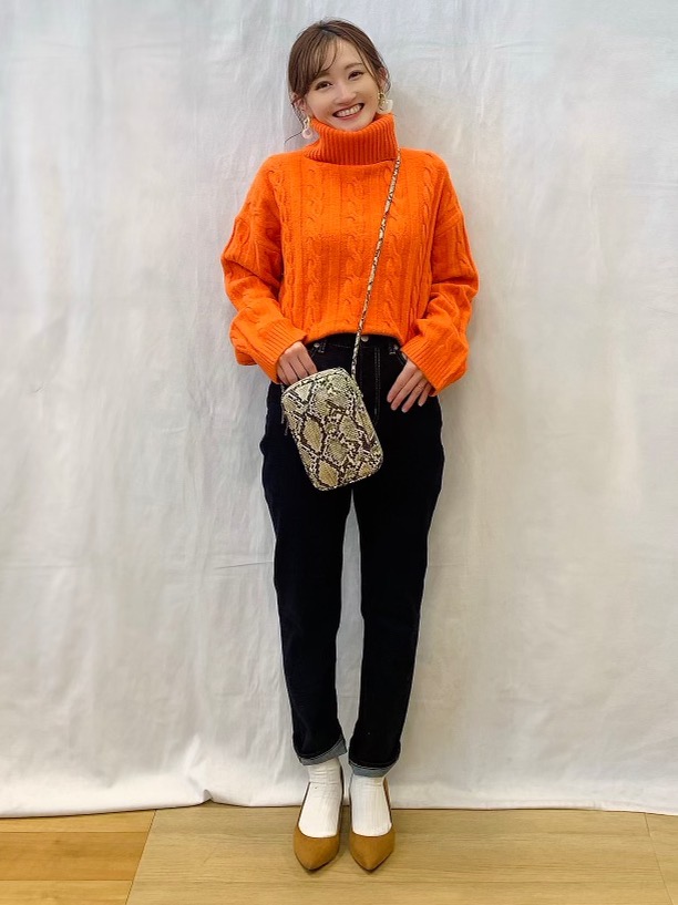 オレンジ タートルネック セーター 美品】ミッソーニ ニットセーター