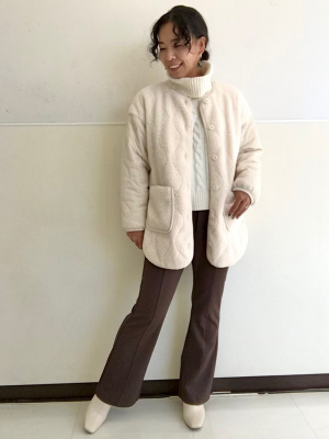 GU公式 | カットソーカラーフレアスラックス(丈標準67.0～71.0cm)