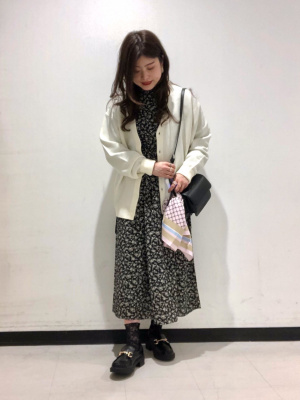 GU公式 | レースソックス