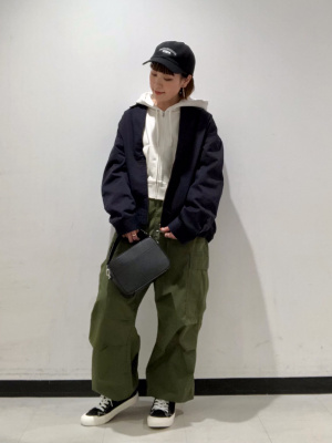 GU公式 | キャンバススニーカー