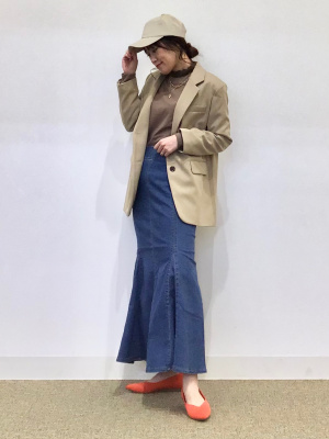 GU公式 | ステッチマーメイドロングスカート(丈標準86.0～93.0cm)