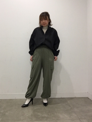 GU公式 | カーゴワイドパンツQ+E