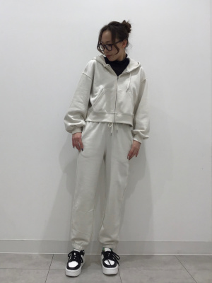 綺麗です♪ すぐに滑走可能♪ 一流メーカーで揃えた レディース向けセット♪ GU公式 | シアーハイネックT(長袖)Q