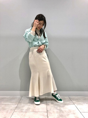 GU公式 | カットソーマーメイドミディスカート+EC(丈短め77.0～81.0cm)