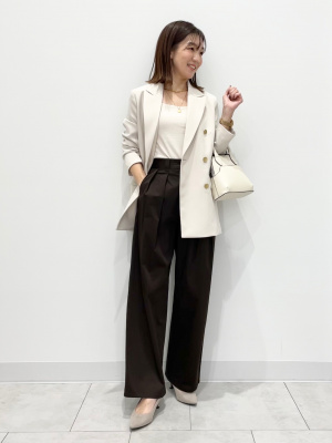 スンページ GU公式 | ブラフィールスクエアネックタンクトップ