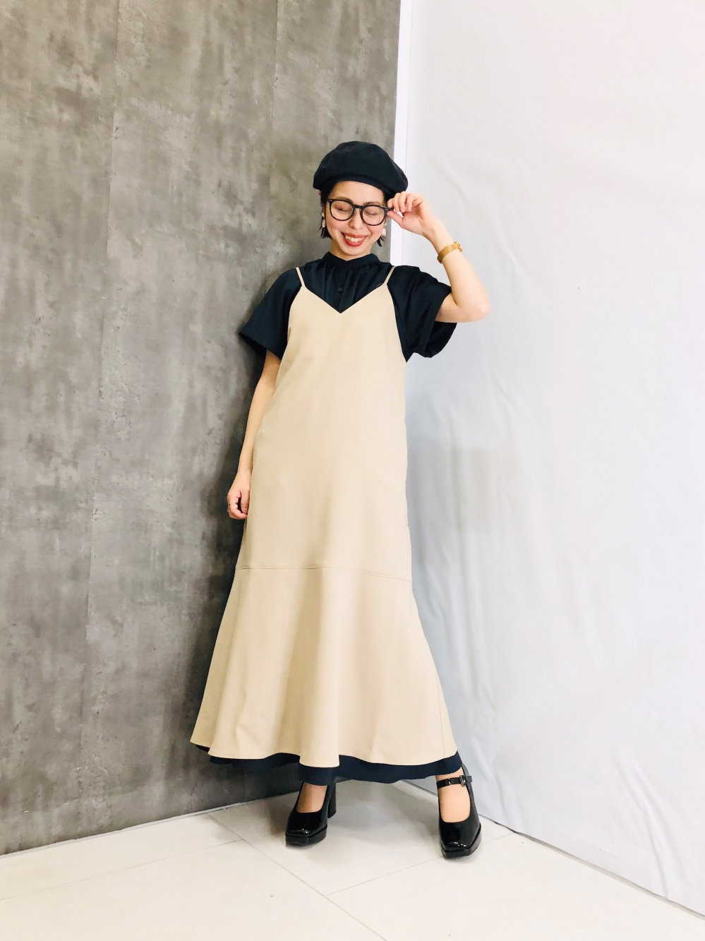 hth コーディネート売り ボウタイブラウス(半袖)Z+E、デニムキャロットパンツNTQ+E」の