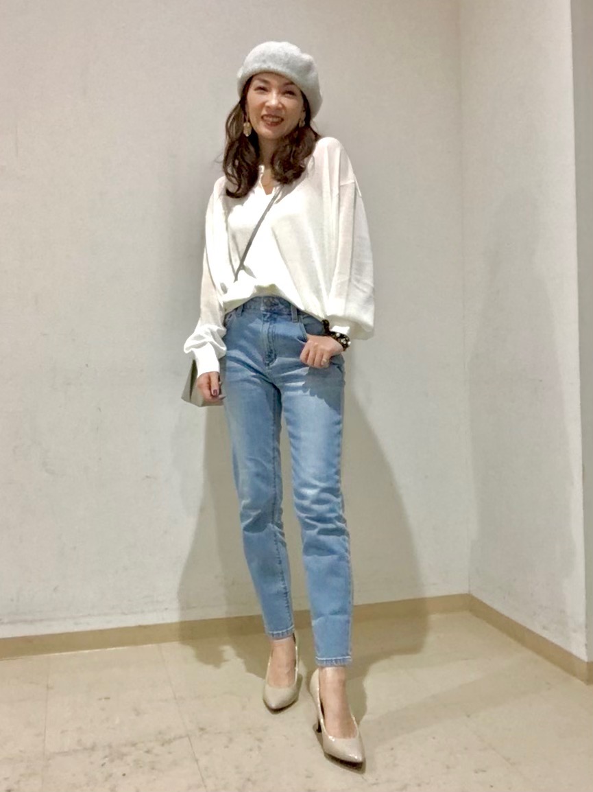 フェザーヤーンオーバーサイズカーディガン(長袖)、ラメVネック