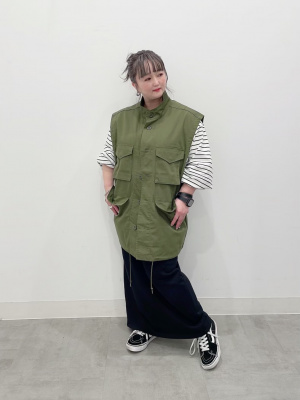 参考画像 GU公式 | ミニ裏毛オーバーサイズT(長袖)(ボーダー)+E