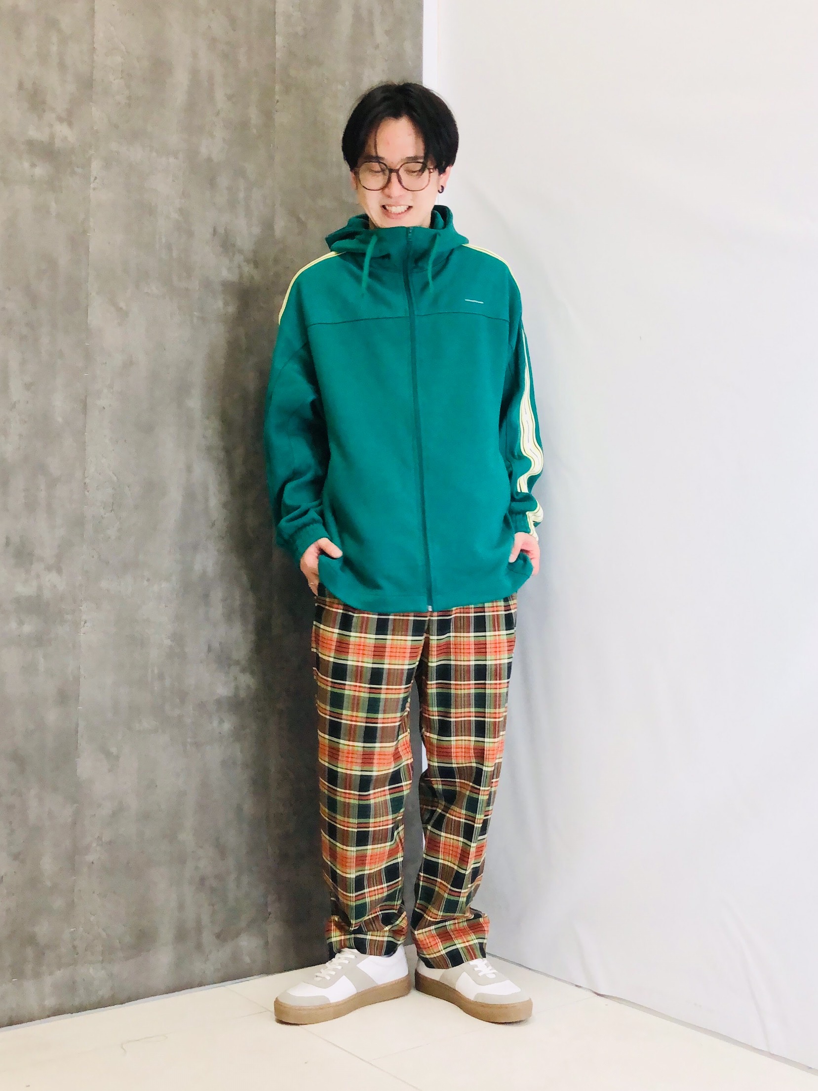 うのにもお得な 美品‼️GU beautiful people サイドラインフルジップ