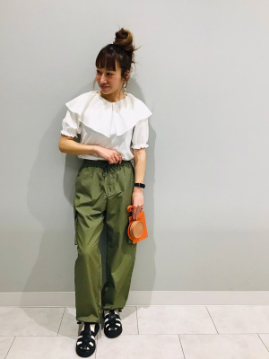 しんページ GU公式 | GIRLSラッフルカラーT(5分袖)