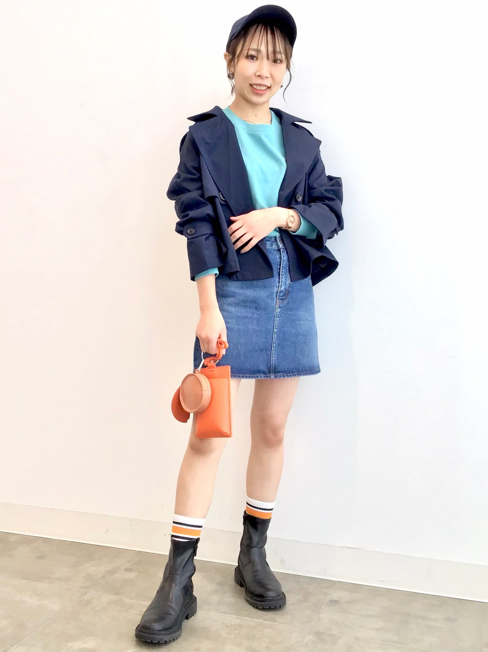 ブラフィールクロップドチューブトップ、ストライプオーバーサイズ