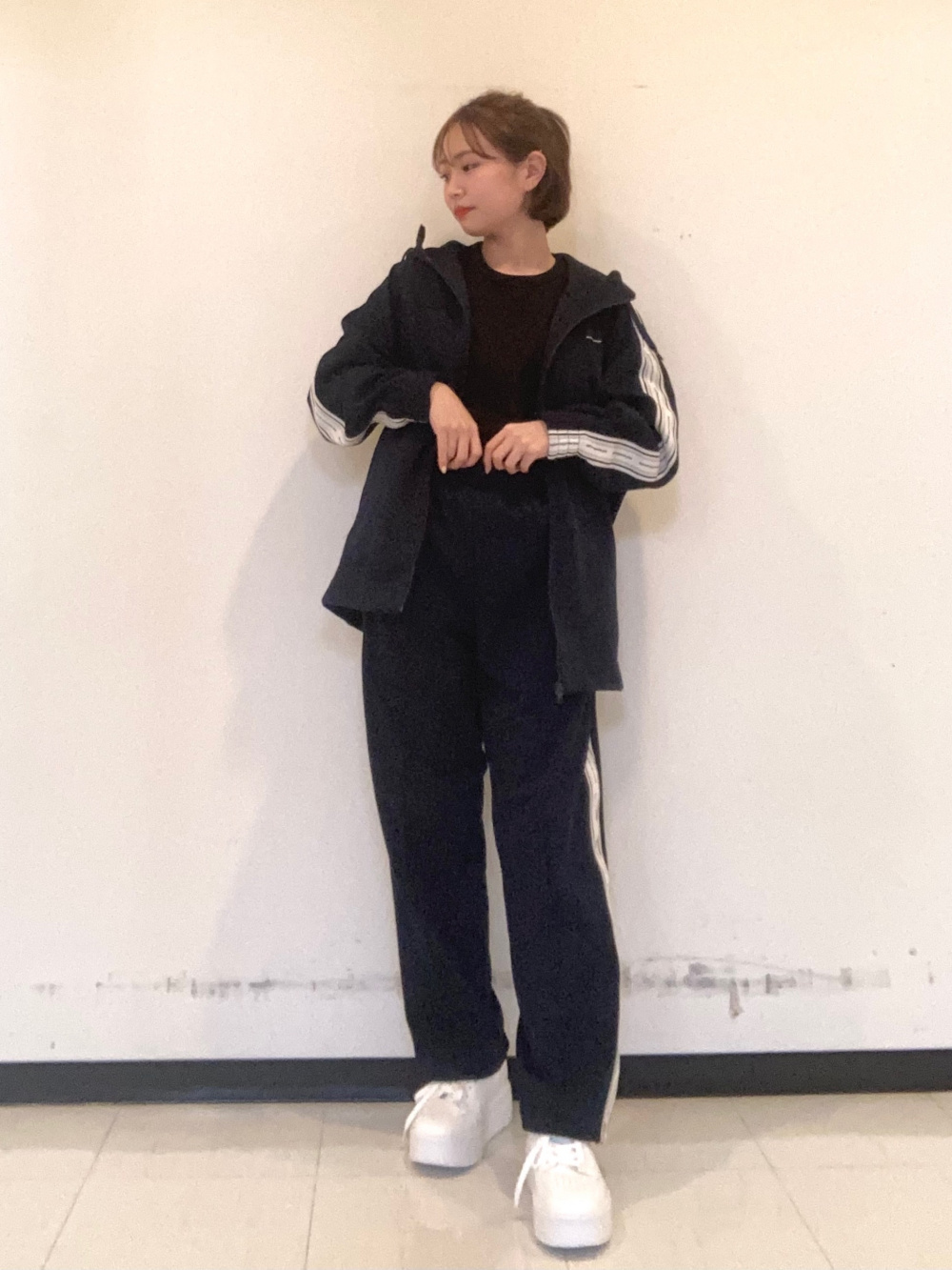 サイドラインパンツ beautiful people (セットアップ可能)、ソックス