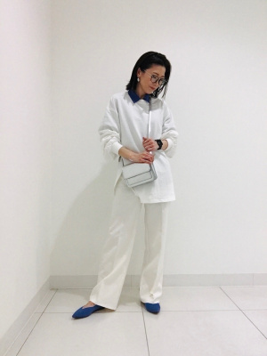 美品 GUCCI プレスストレートパンツ シルバー系 サイズ40*NC1018 GU公式 | センタープレスストレートパンツZ