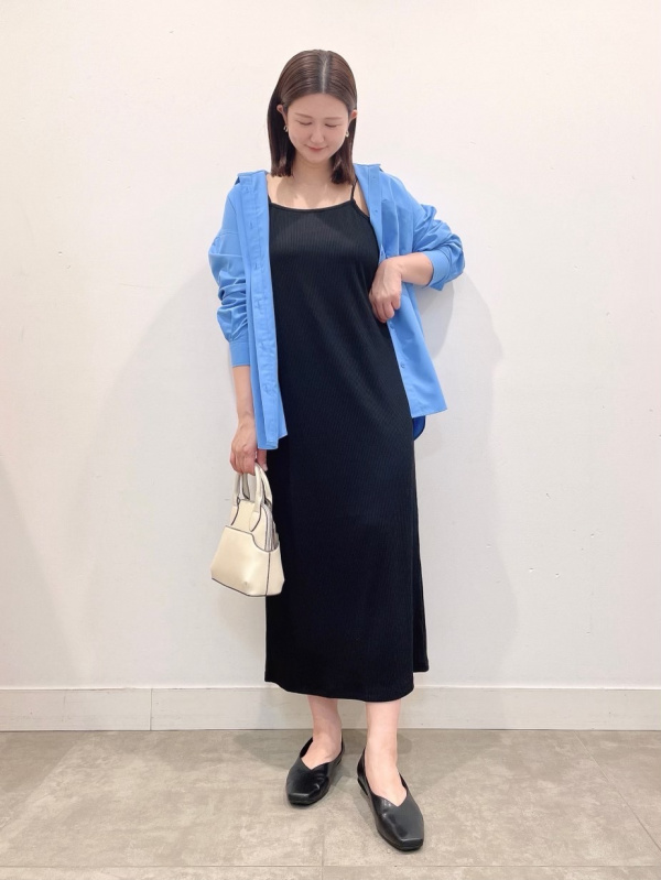 スクエアシフォンフラットシューズ（レディース）の着用コーディネート