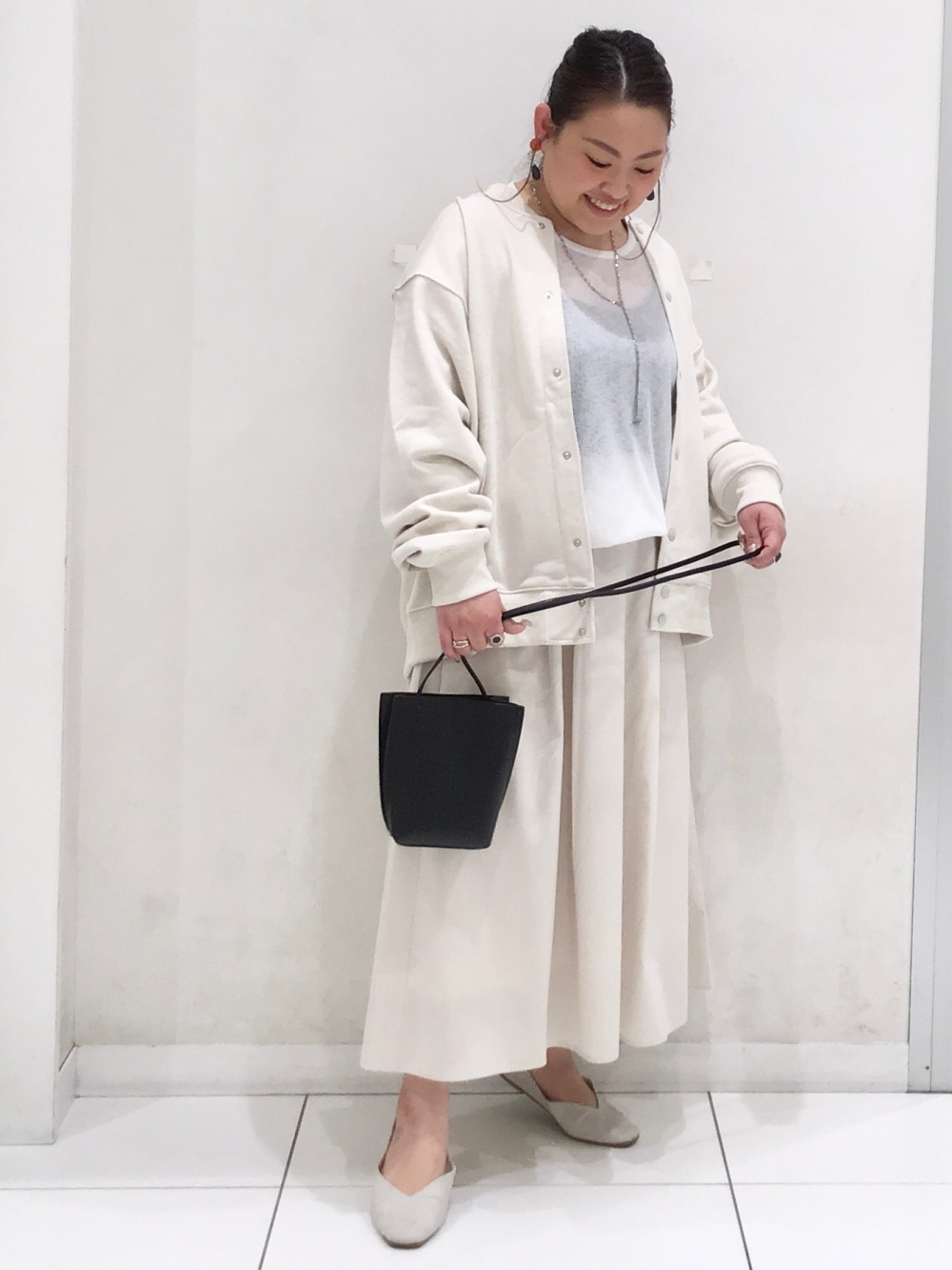 シアーオーバーサイズT(長袖)、カットソーマーメイドロングスカート(丈