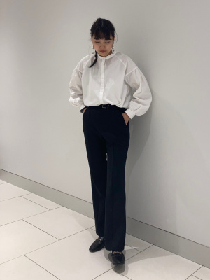 GU公式 | ボリュームスリーブブラウス(長袖)